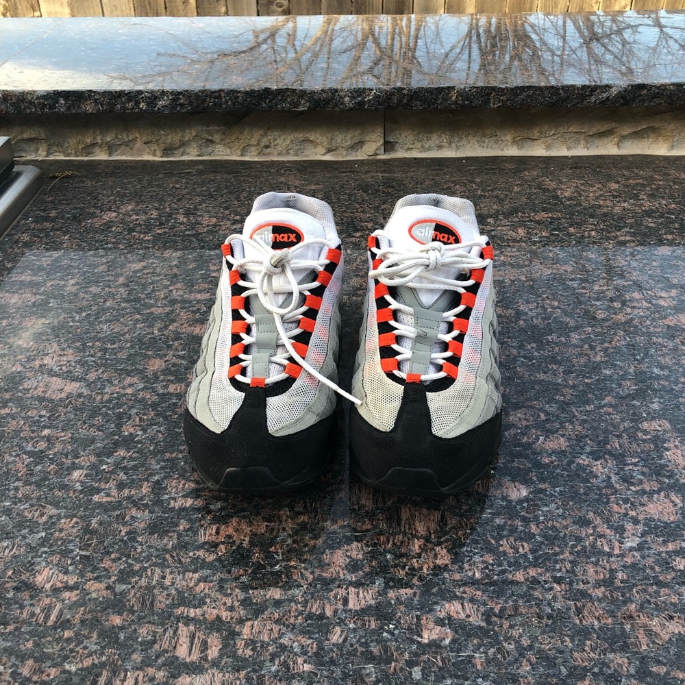 Nike Air Max 95 essentials Size 12